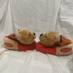 Kids Slippers - Winnie the Pooh character size 7-8